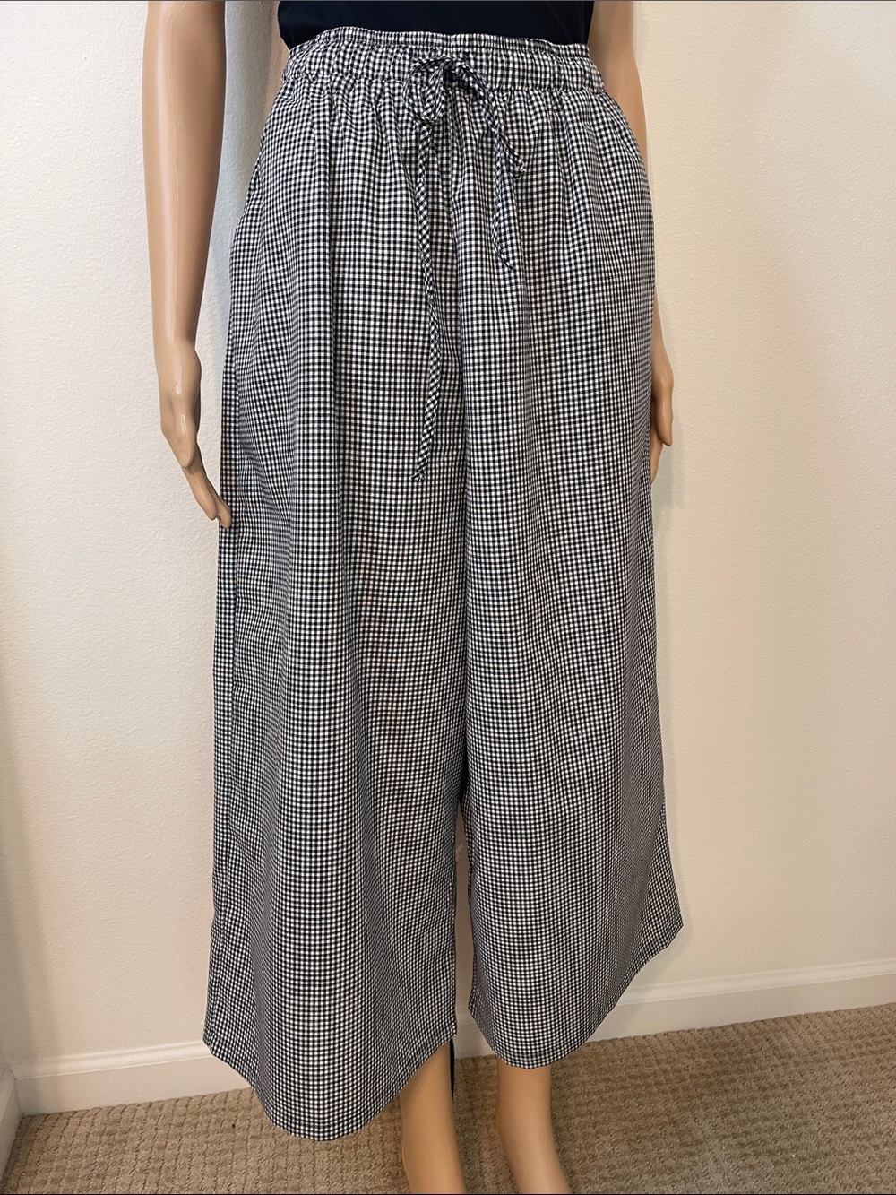 NWOT Wide-Leg B&W Checked Pants w/Pockets - Picture 6 of 16